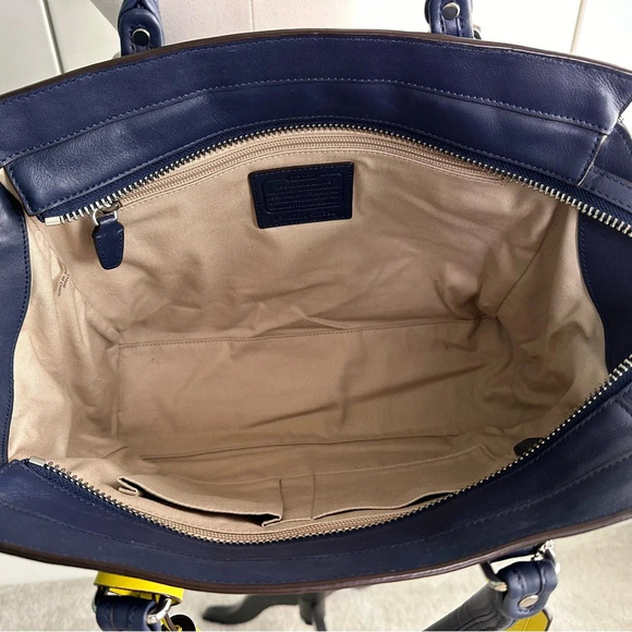 COACH Y2K Legacy Carryall Tote Navy Blue Citrine Perforated Shoulder Bag 22390 - Picture 9 of 15